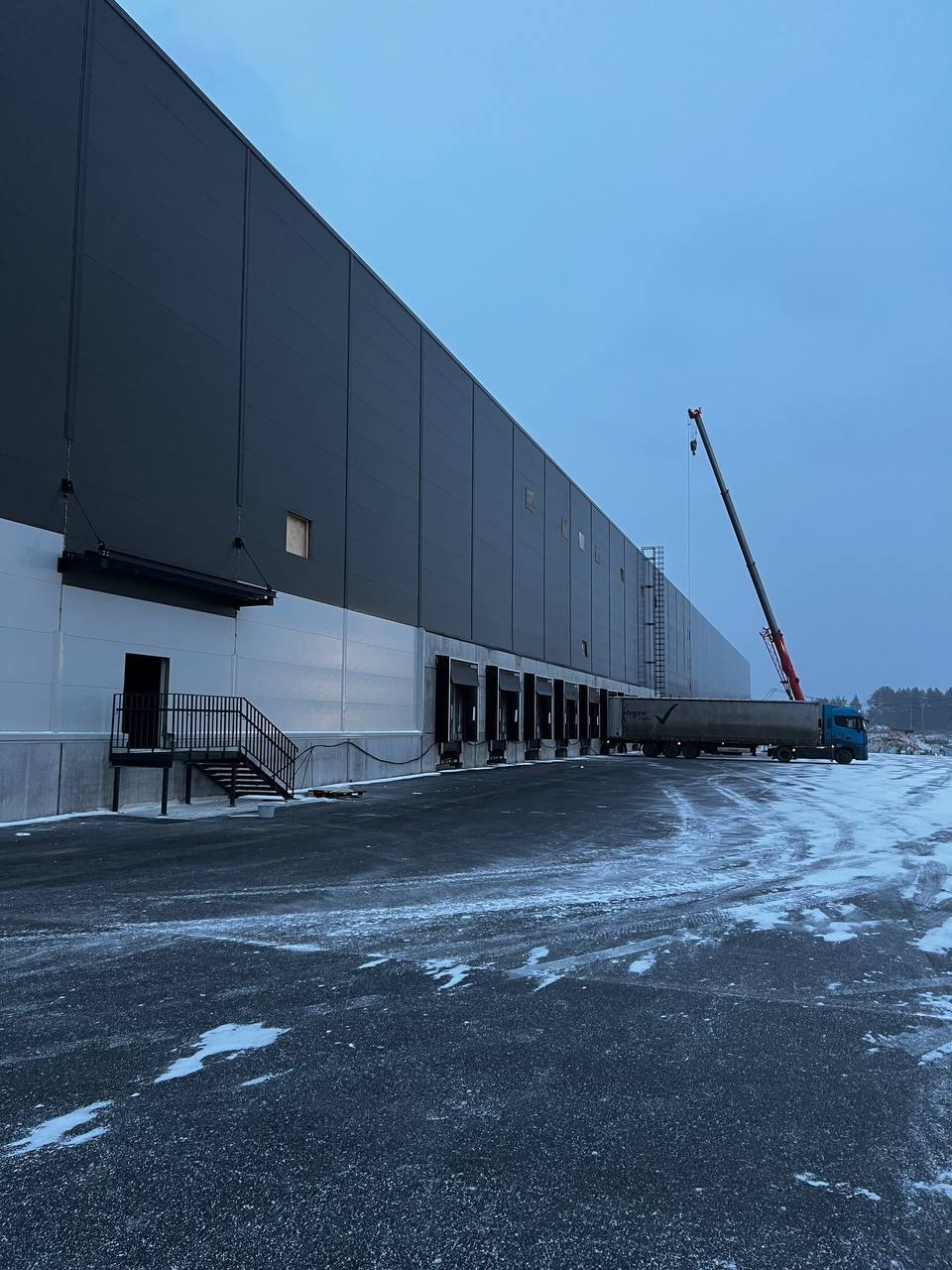 Снять  склад