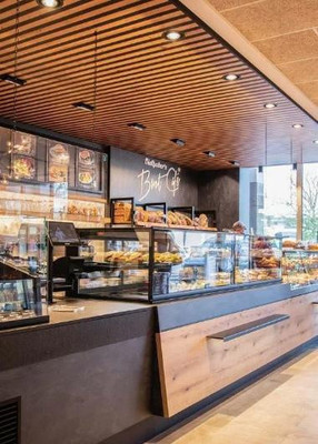 Снять  помещение свободного назначения