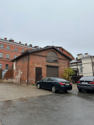 Снять  помещение свободного назначения