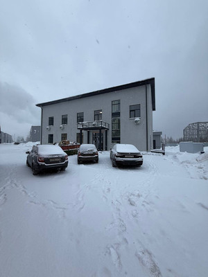 Снять  помещение свободного назначения