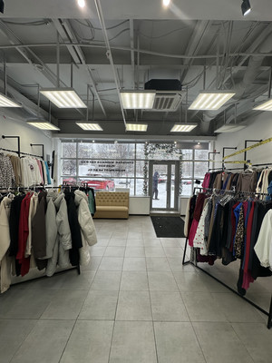 Снять  помещение свободного назначения